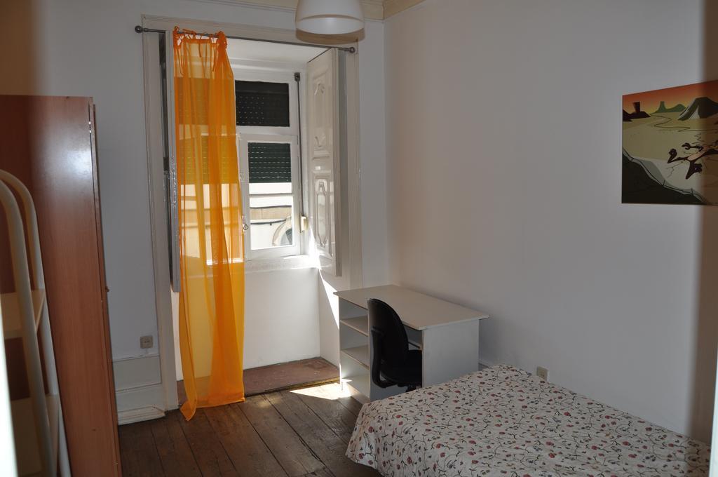 Covilha Hostel 部屋 写真
