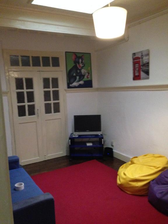 Covilha Hostel エクステリア 写真